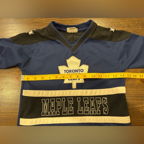 Vintage Toronto Maple Leafs NHL Hockey Jersey - Picture 5 of 6